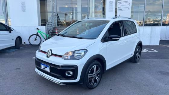 VOLKSWAGEN UP 1.0 170 TSI TOTAL FLEX XTREME 4P MANUAL VOLKSWAGEN UP 1.0 170 TSI TOTAL FLEX XTREME 4P MANUAL